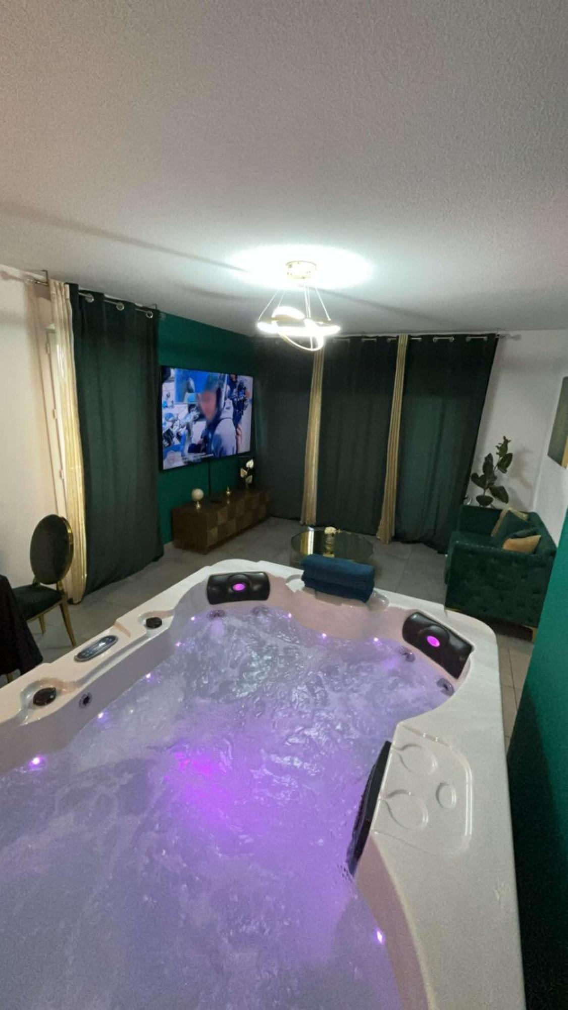 Suite Jacuzzi "Spa Privatif " Appartement Jacuzzi 圖盧茲 外观 照片